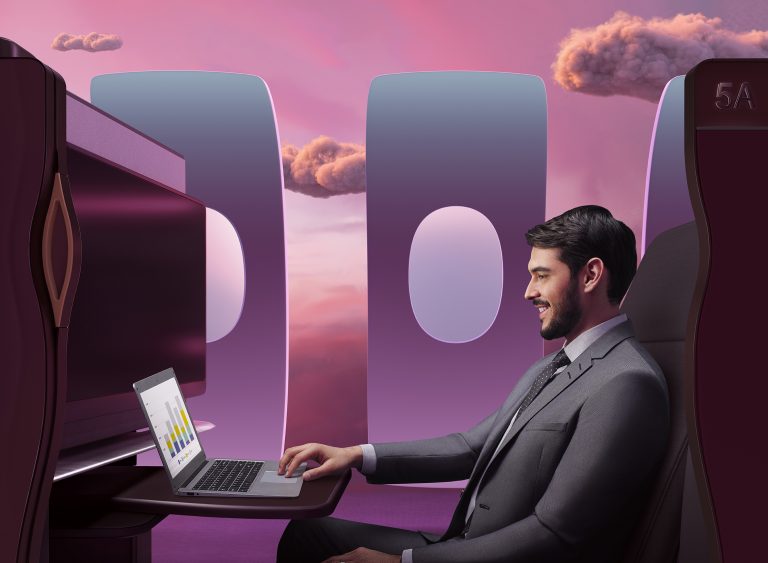 Qatar Airways Teams Up with Starlink for Free WiFi
